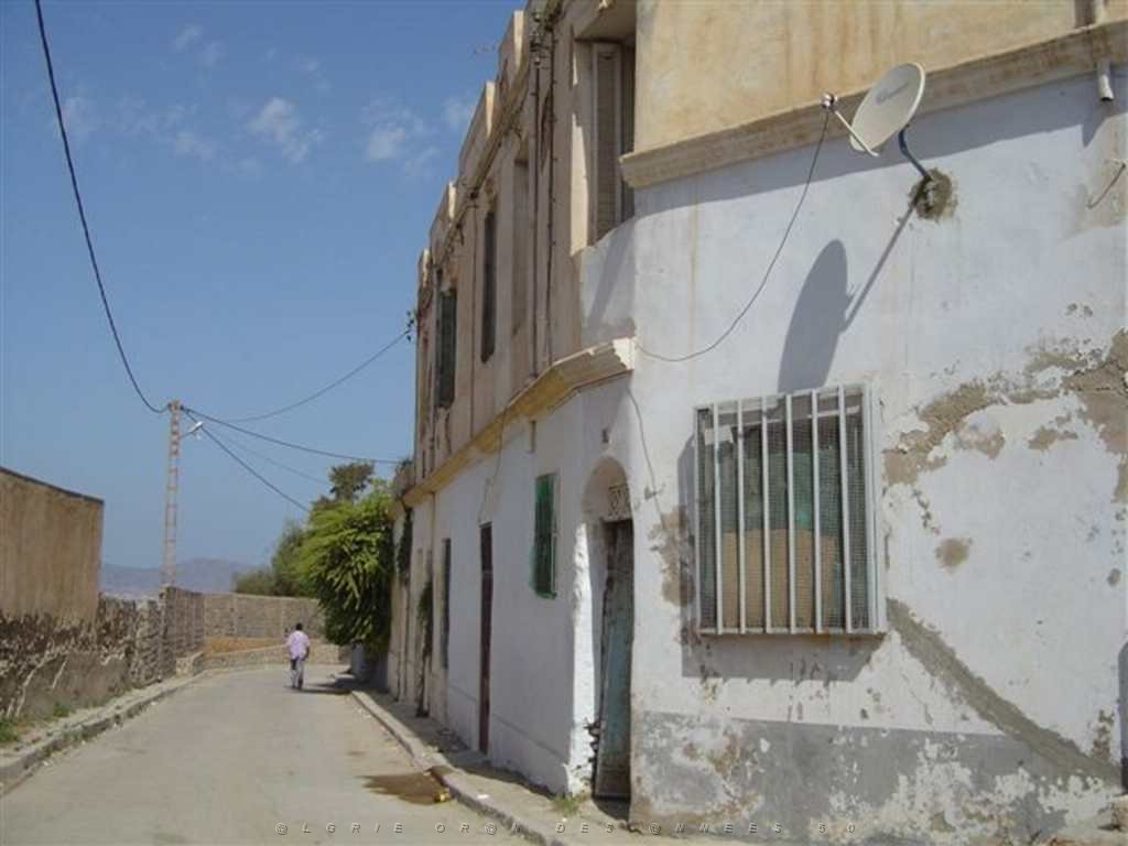ORAN AOUT 2007 11 rue du ravin blanc 3.JPG